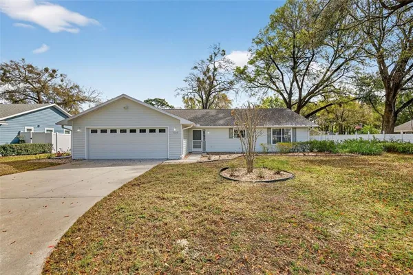 $439,999 | 1120 Gardner Street, Mount Dora, FL 32757