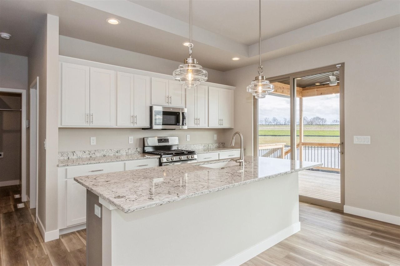 1200 High Rdg Trail Solon, IA 52333 - Photo 9 of 41 Gallery Image 9