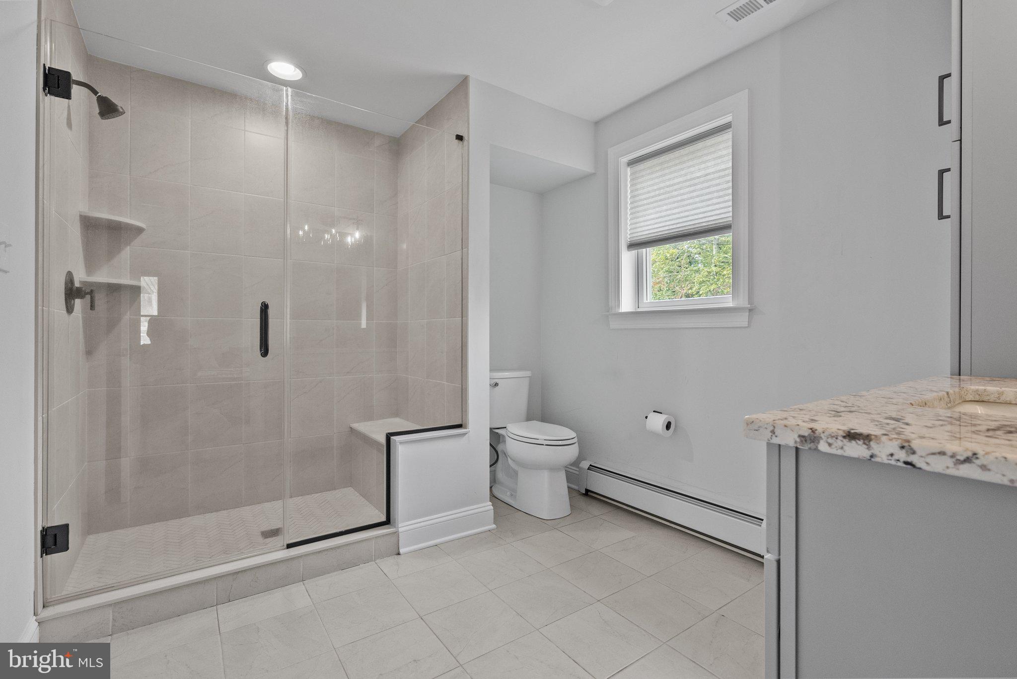 2335 Terwood Road Huntingdon Valley, PA 19006 - Photo 20 of 45 Primary Bath
