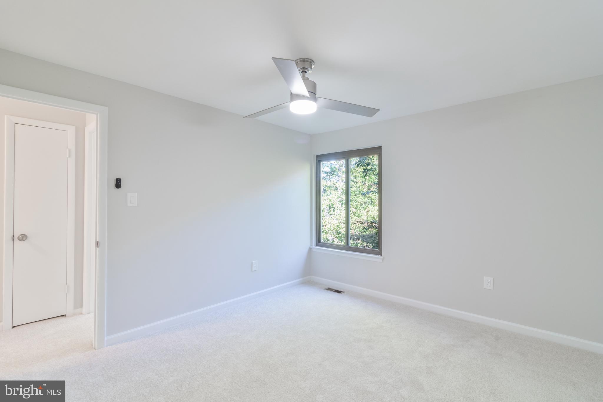 8748 Ridge Hollow Court Springfield, VA 22152 - Photo 19 of 28 Gallery Image 19
