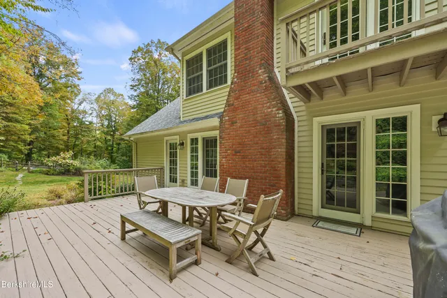 a view of a backyard with plants