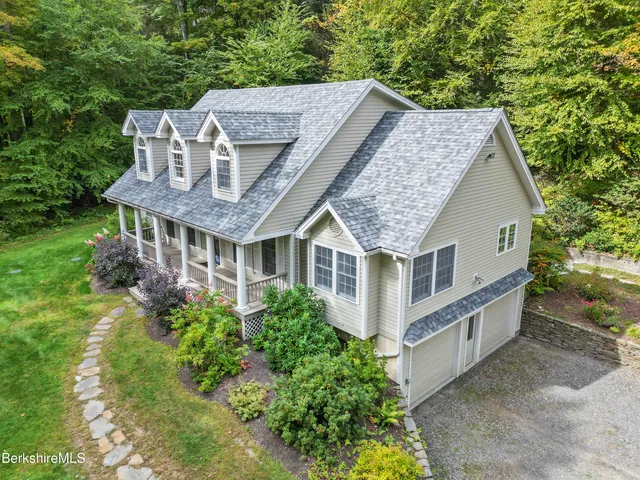 $1,250,000 | 905 W Road, Sheffield, MA 01230