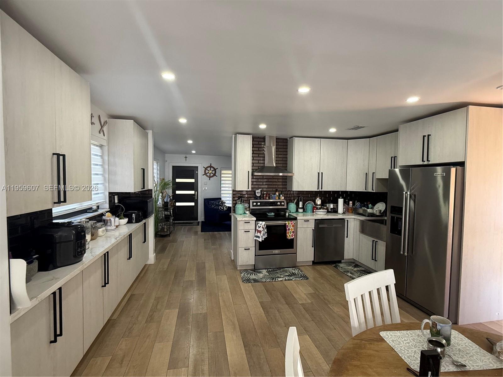 3050 Southwest 26th Street Miami, FL 33133 - Photo 4 of 13