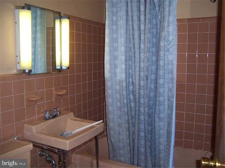 993 East Valley Road Pottstown, PA 19464 - Photo 14 of 16 Gallery Image 14