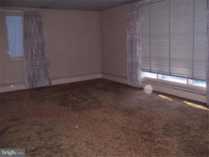 993 East Valley Road Pottstown, PA 19464 - Photo 8 of 16 Gallery Image 8