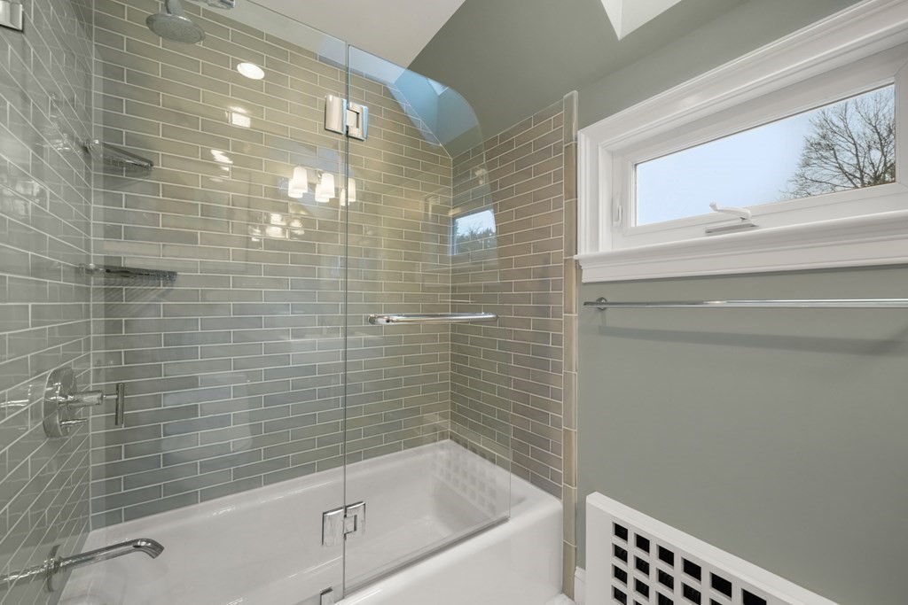 51 Fairlee Road Newton, MA 02468 - Photo 21 of 36