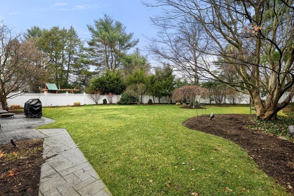 51 Fairlee Road Newton, MA 02468 - Photo 33 of 36