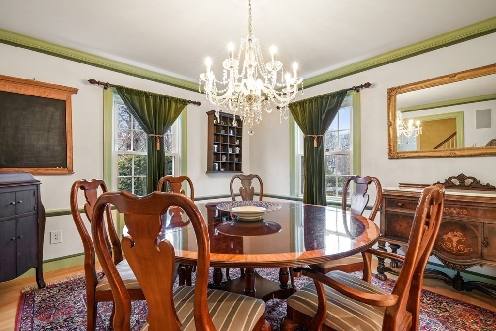 51 Fairlee Road Newton, MA 02468 - Photo 10 of 36
