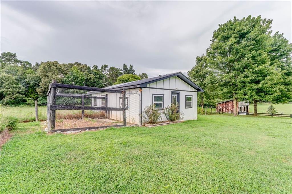 311 Langston Road Southeast Calhoun, GA 30701 - Photo 5 of 100