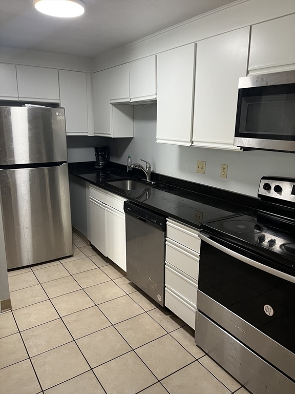 11 Gibbs Street, Unit H125 Worcester, MA 01607 - Photo 1 of 14