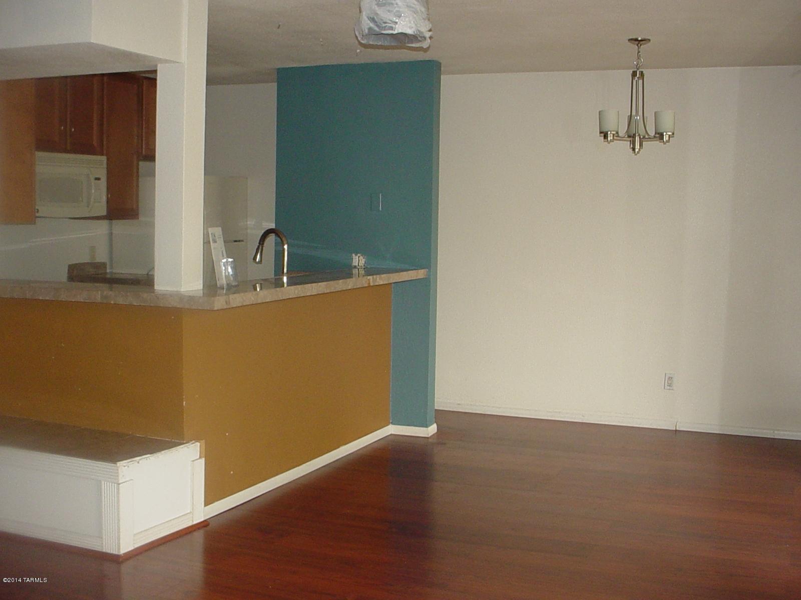 1600 North Wilmot Road, Unit 271 Tucson, AZ 85712 - Photo 3 of 12