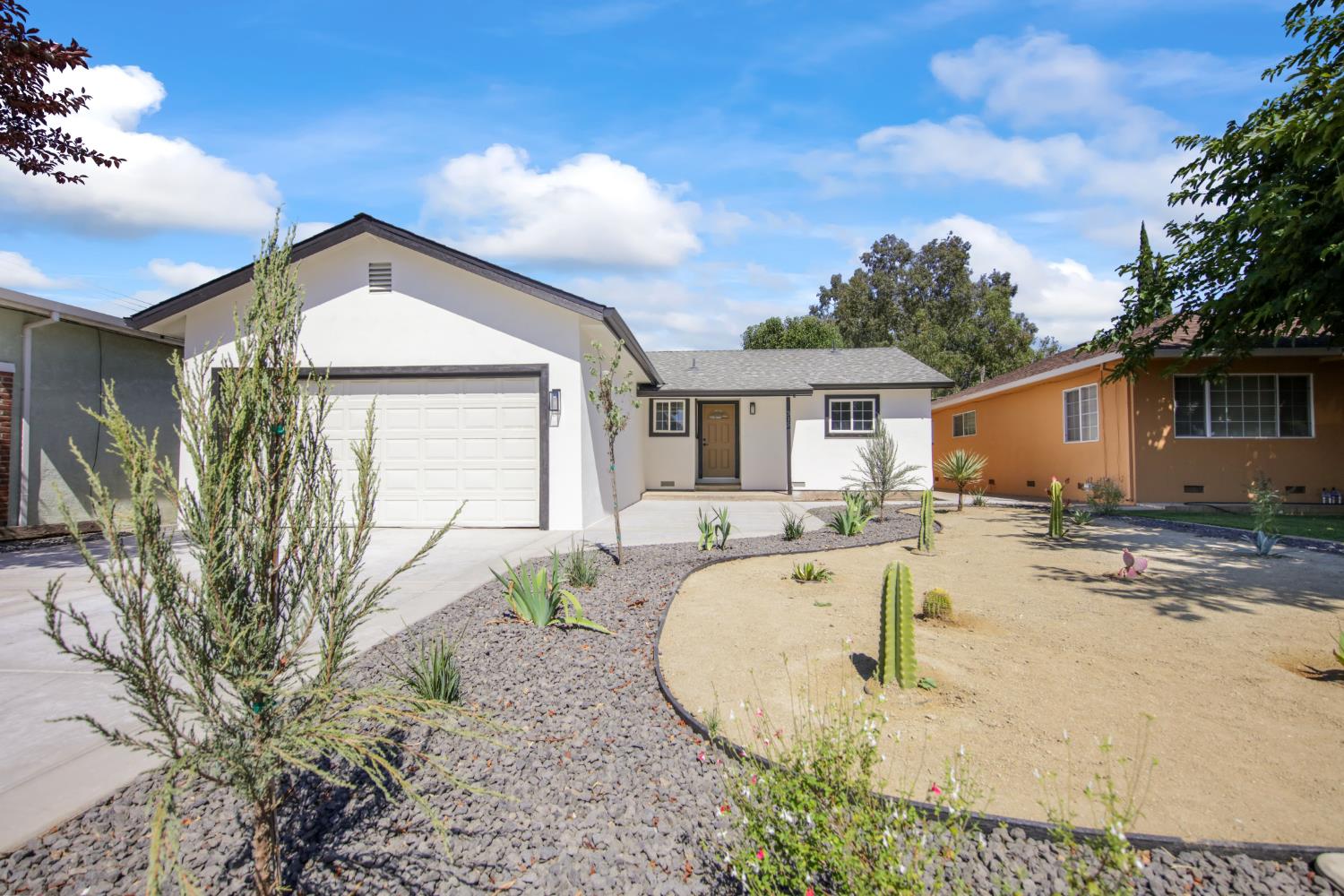 315 Maple Street Galt, CA 95632 - Photo 2 of 32