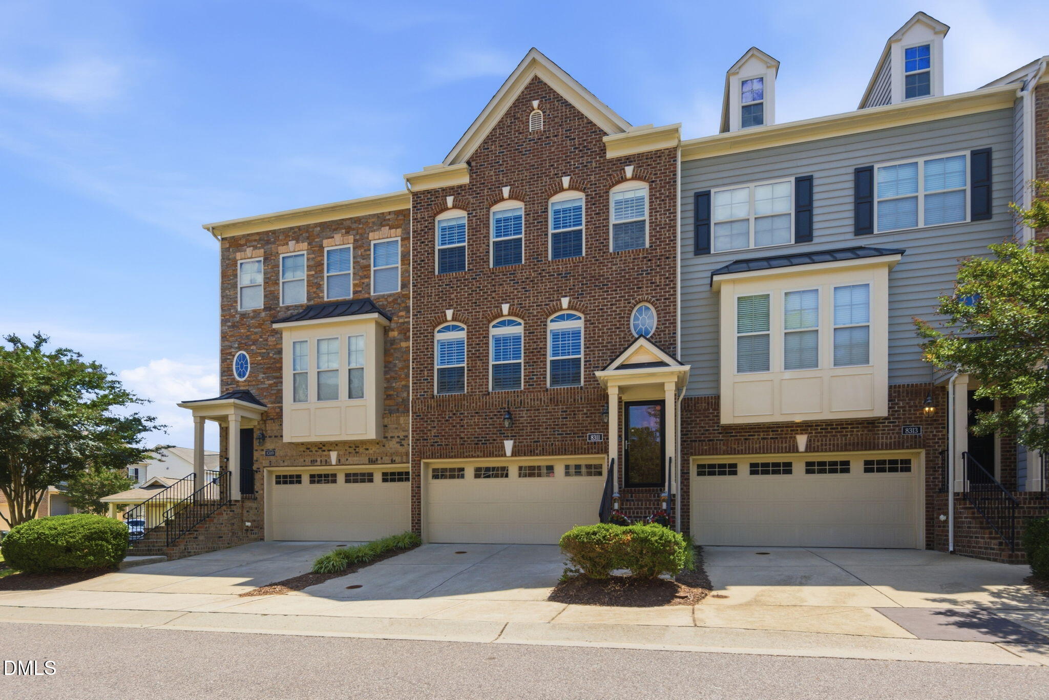 8311 Primanti Boulevard Raleigh, NC 27612 - Photo 4 of 41 1-web-or-mls-DX3A2143