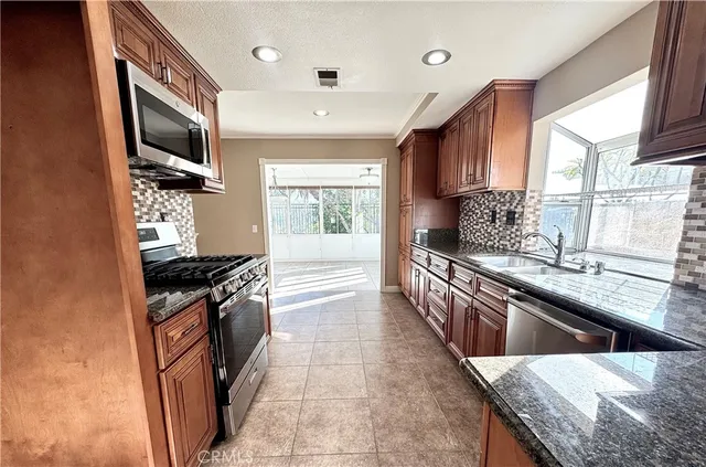 $4,400 | 16208 Peppertree Lane, La Mirada, CA 90638