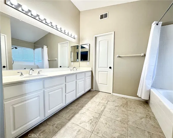 $4,400 | 16208 Peppertree Lane, La Mirada, CA 90638