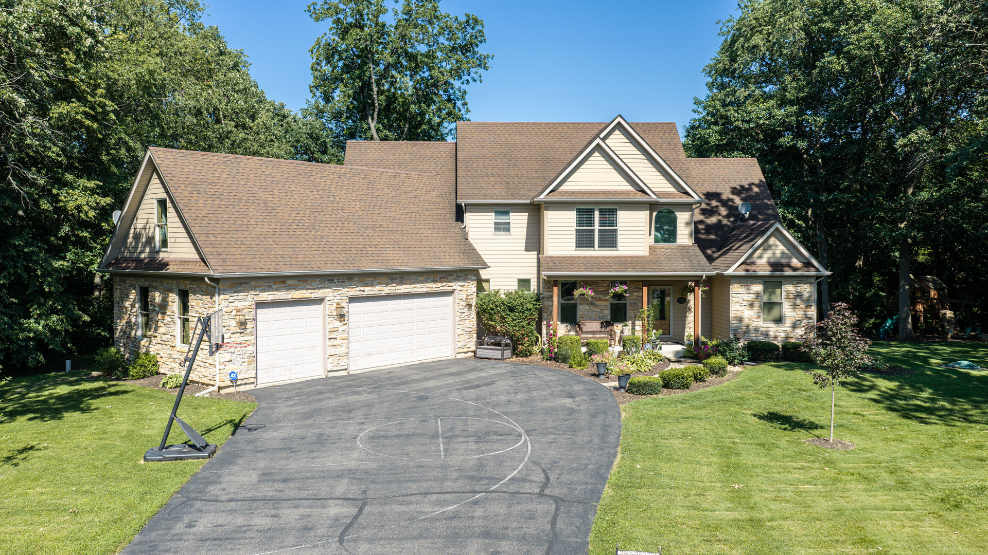 4040 River Ridge Sandwich, IL 60548 - Photo 1 of 41