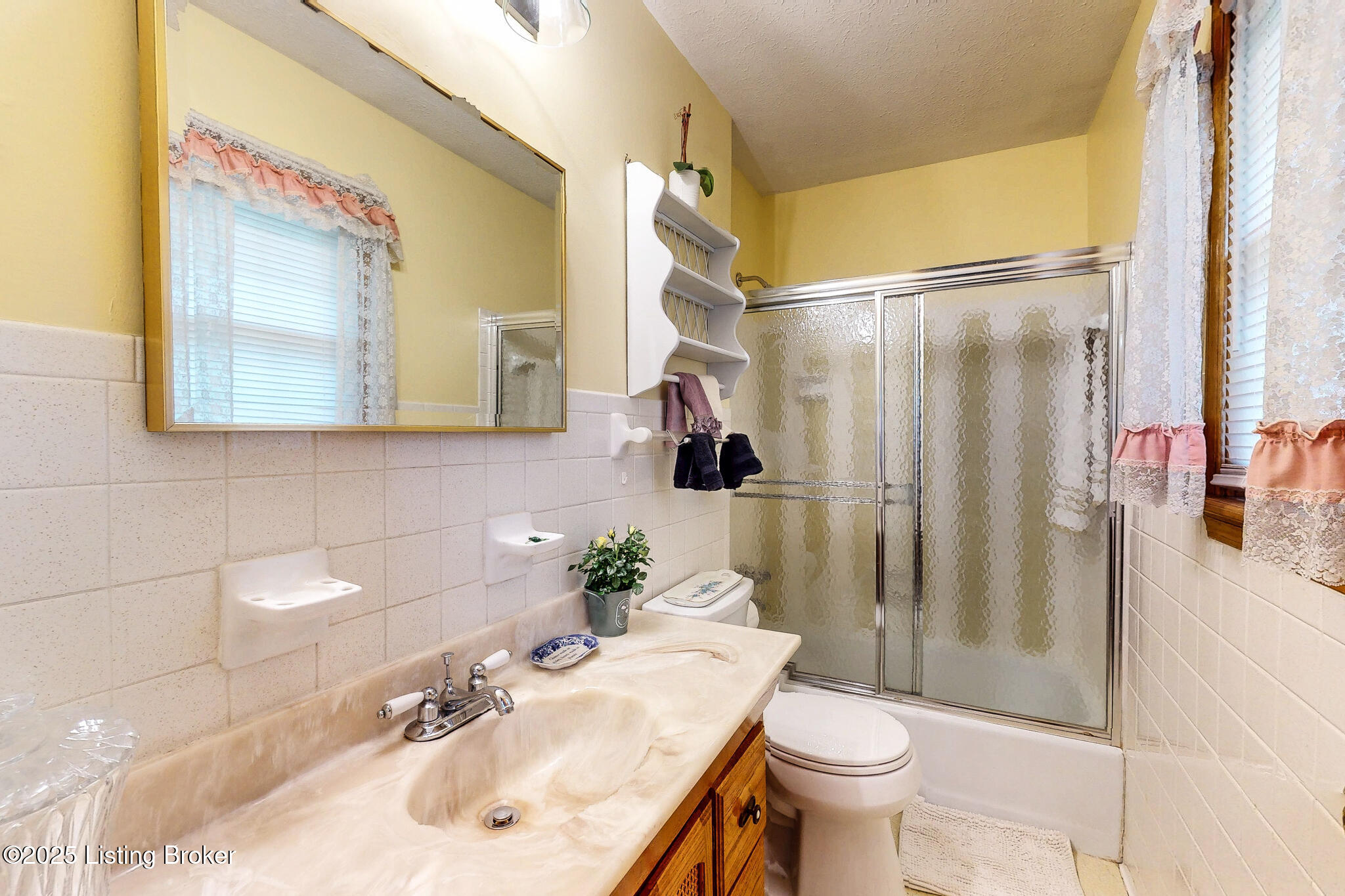 1536 Knight Road Louisville, KY 40216 - Photo 21 of 45 1536-Knight-Rd-06172025_170335