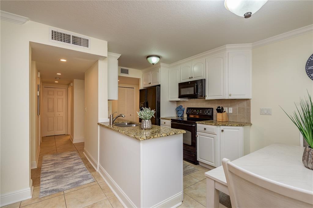 950 Broadway, Unit 103 Dunedin, FL 34698 - Photo 17 of 55