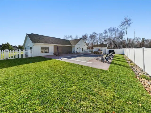 $929,900 | 7986 Whitebirch Drive, Breezy Point, MN 56472