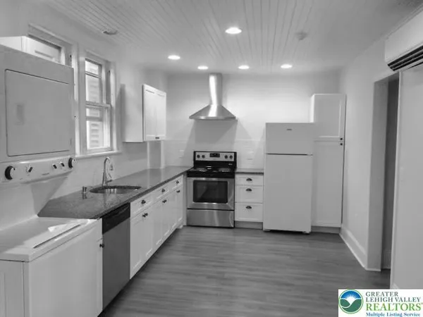 $975,000 | 120 Porter Street, Easton, PA 18042