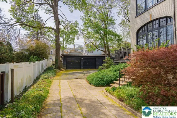 $975,000 | 120 Porter Street, Easton, PA 18042