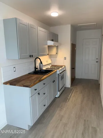 $699,000 | 465 Industrial Park Drive, Carson City, NV 89701