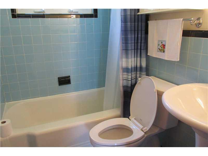 4435 Evergreen Road Summer Hill, PA 15214 - Photo 10 of 22 Full Bath.