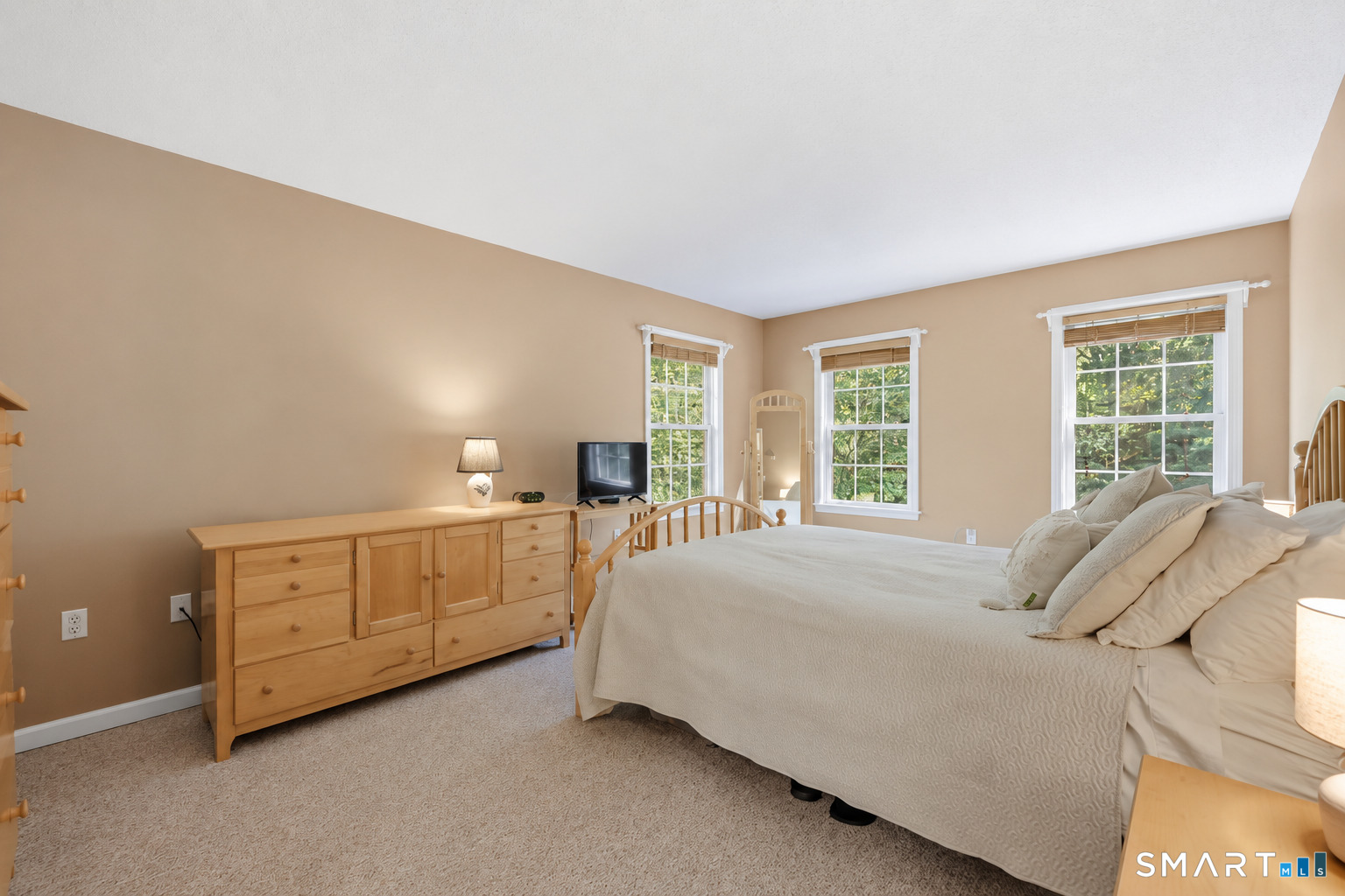 212 Martin Road Hebron, CT 06248 - Photo 18 of 36 Gallery Image 18