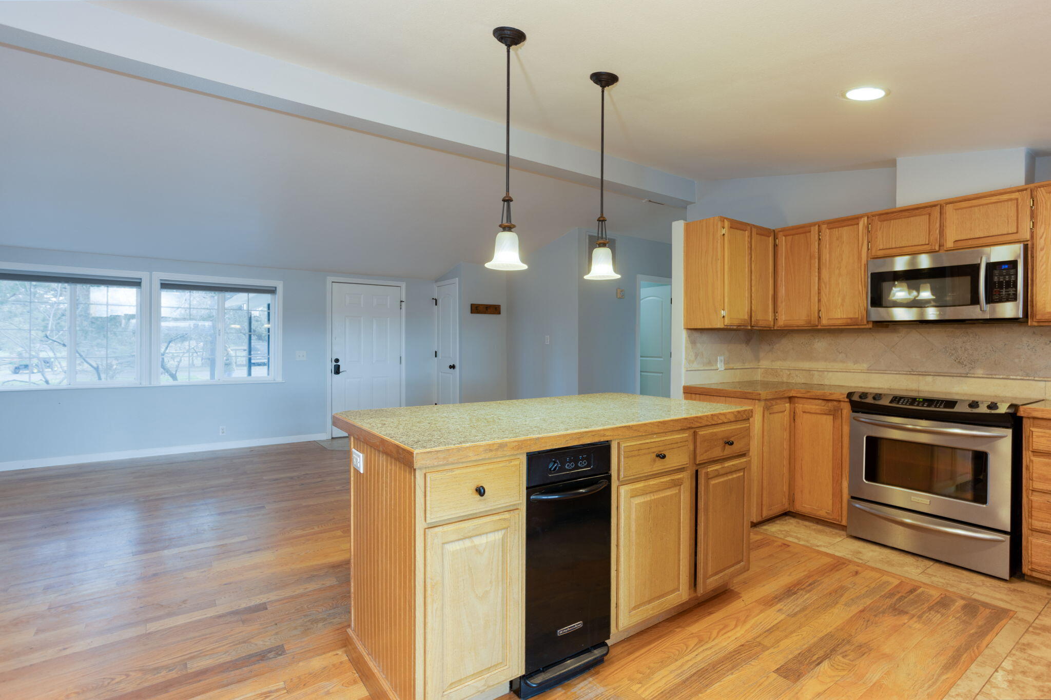 63930 Deschutes Market Road Bend, OR 97701 - Photo 14 of 48 22-web-or-mls-63930 Deschutes Market Roa