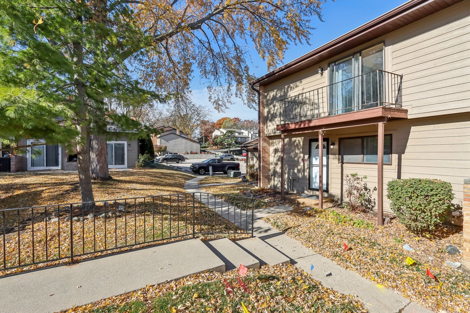 75 Mineola Road, Unit 75 Fox Lake, IL 60020 - Photo 2 of 35