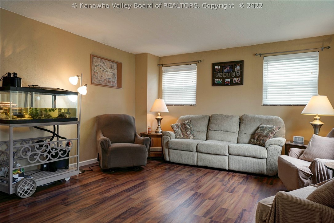 110 3rd Avenue Elkview, WV 25071 - Photo 5 of 21 Gallery Image 5