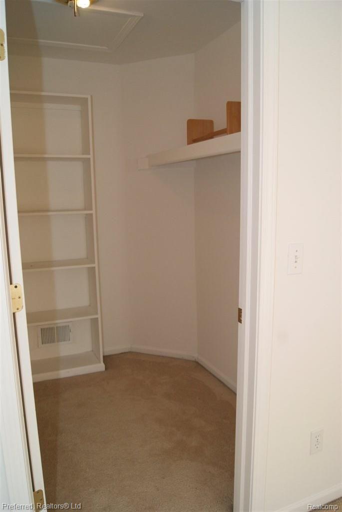 17352 Cross Winds Road Livonia, MI 48152 - Photo 27 of 30 Mstr Bdrm W/In Closet