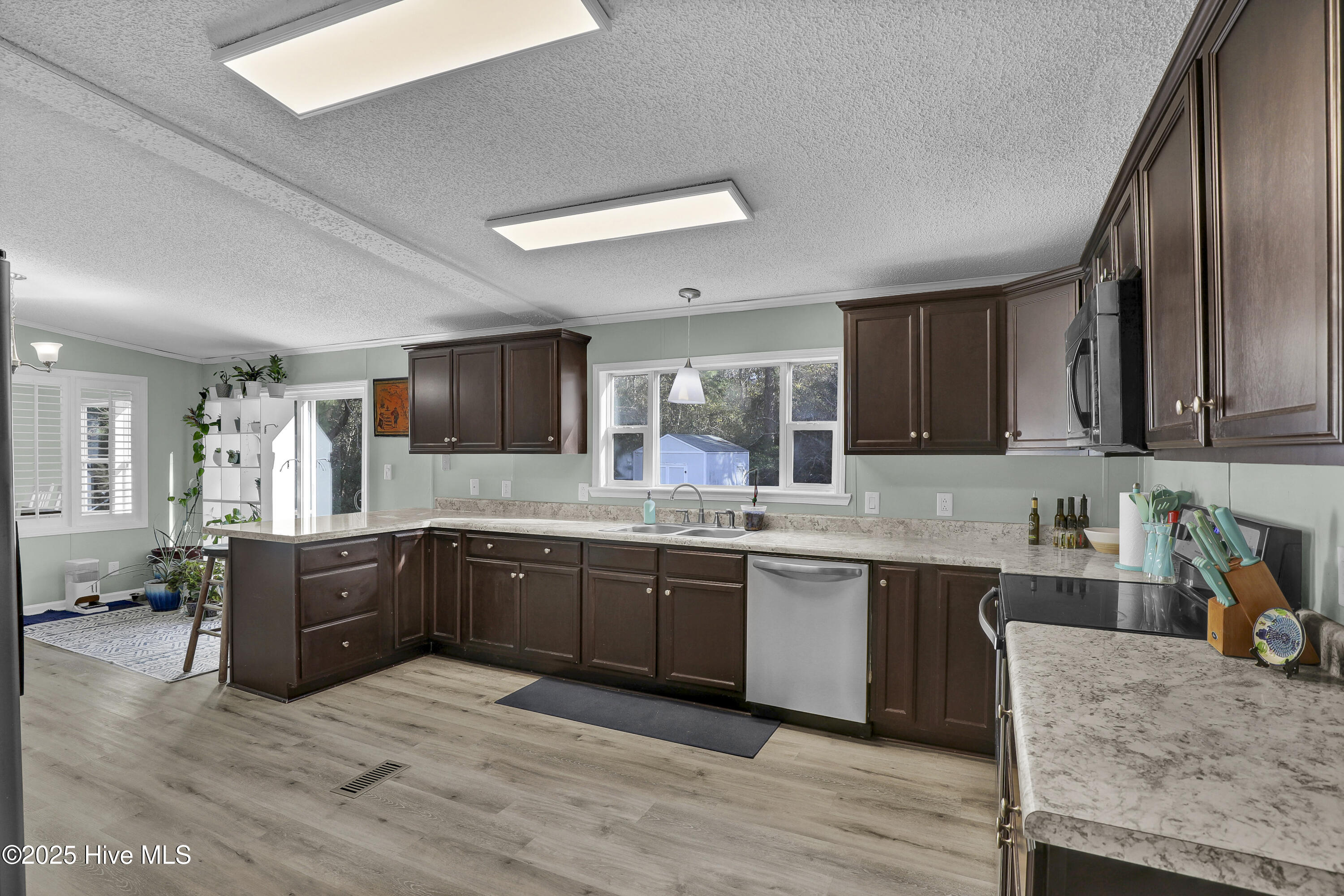 151 Shelley Road Hampstead, NC 28443 - Photo 9 of 45 6G8A2068