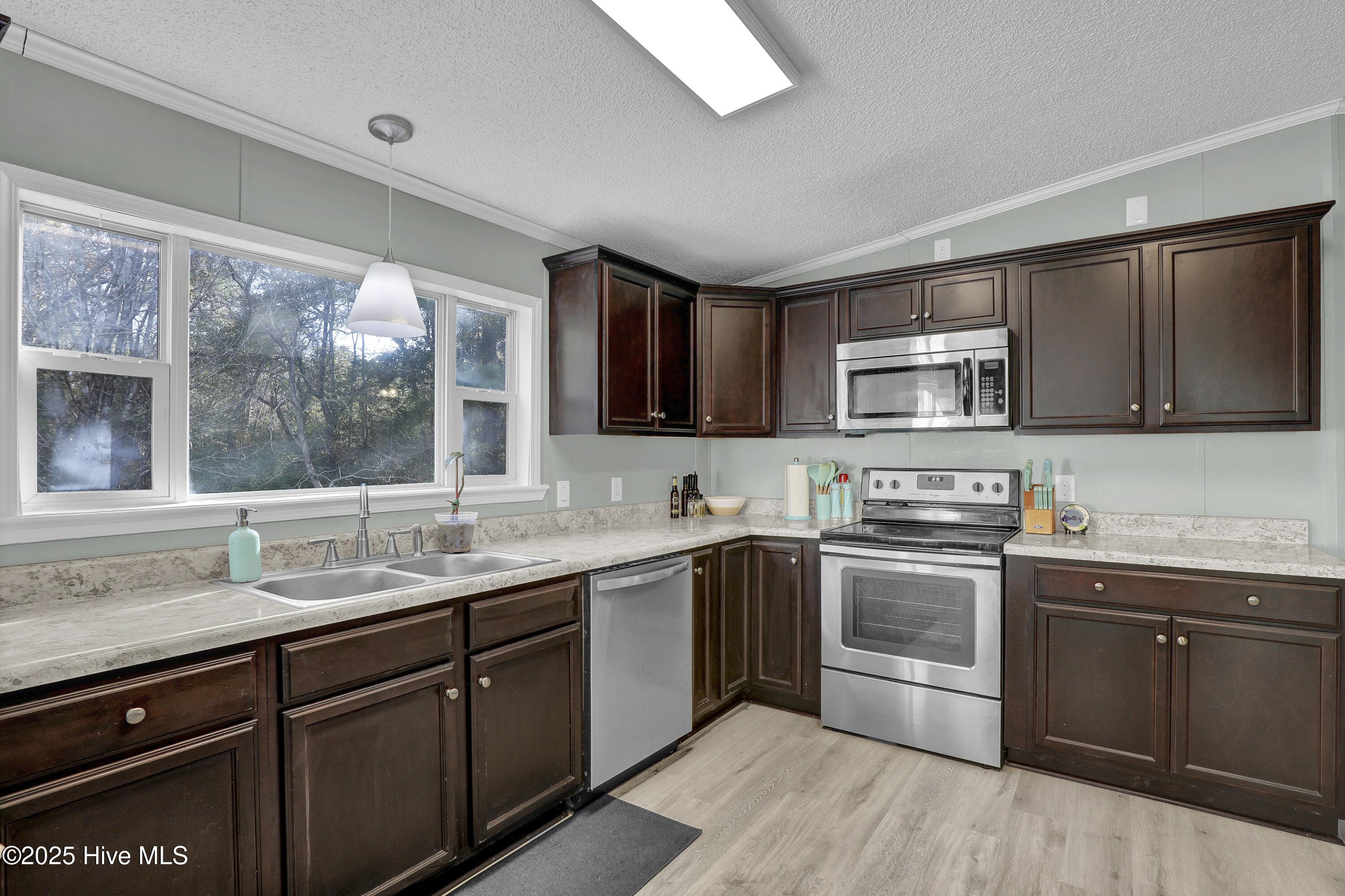 151 Shelley Road Hampstead, NC 28443 - Photo 10 of 45 6G8A2074