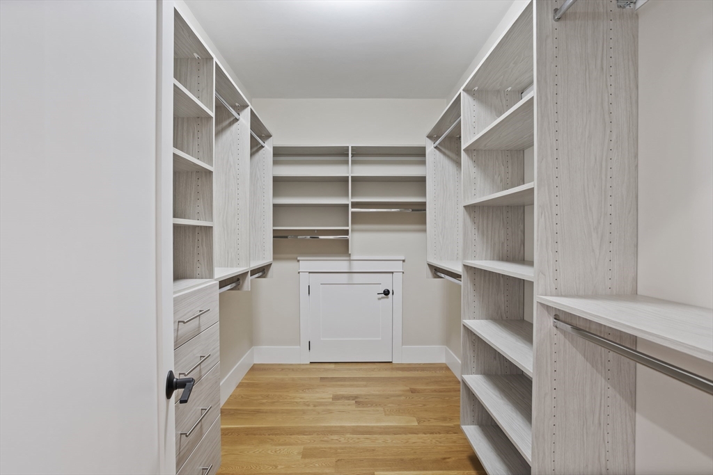 6 Parker Road Bedford, MA 01730 - Photo 23 of 35