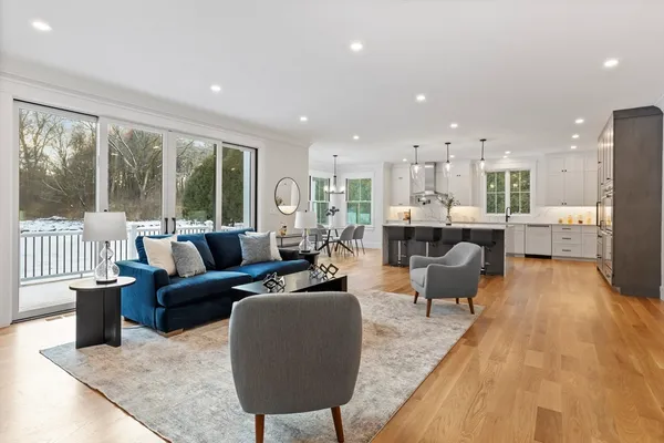 $2,450,000 | 6 Parker Road, Bedford, MA 01730