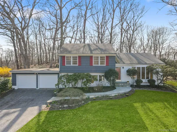 $775,000 | 115 Lily Pond Lane, Katonah, NY 10536