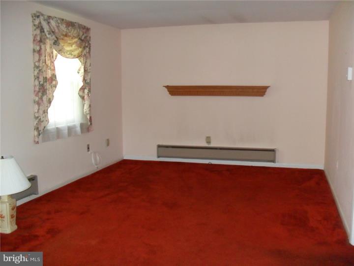 2722 Line Lexington Road Hatfield, PA 19440 - Photo 15 of 20 Family Room