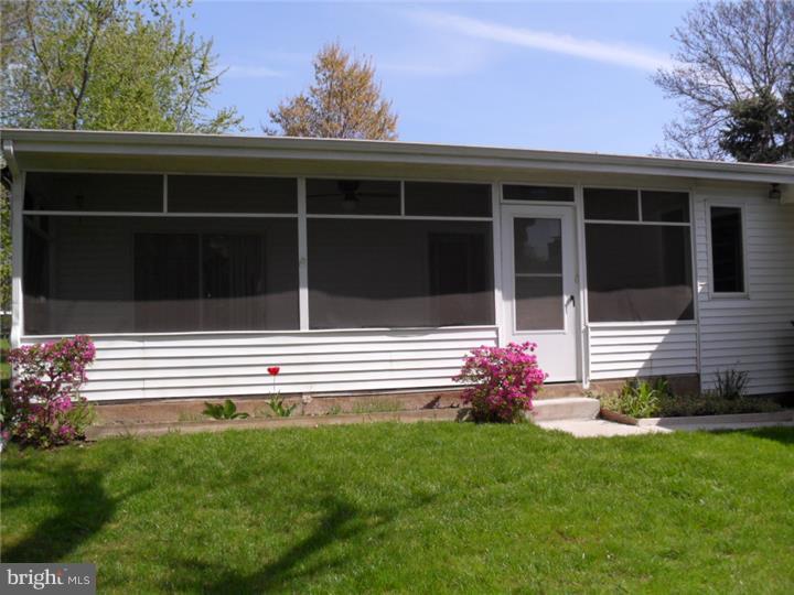 2722 Line Lexington Road Hatfield, PA 19440 - Photo 5 of 20 Porch