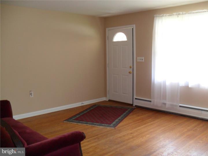 2722 Line Lexington Road Hatfield, PA 19440 - Photo 8 of 20 Living Room