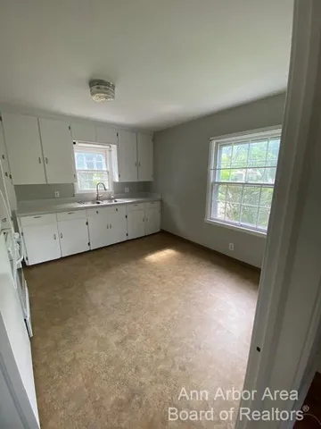 $1,950 | 1801 Arborview Boulevard, Ann Arbor, MI 48103