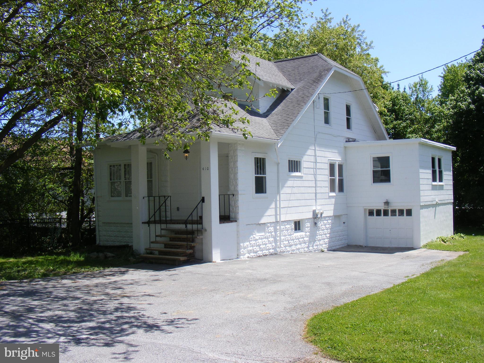 410 Lighthouse Road Wilmington, DE 19809 - Photo 1 of 21 Gallery Image 1