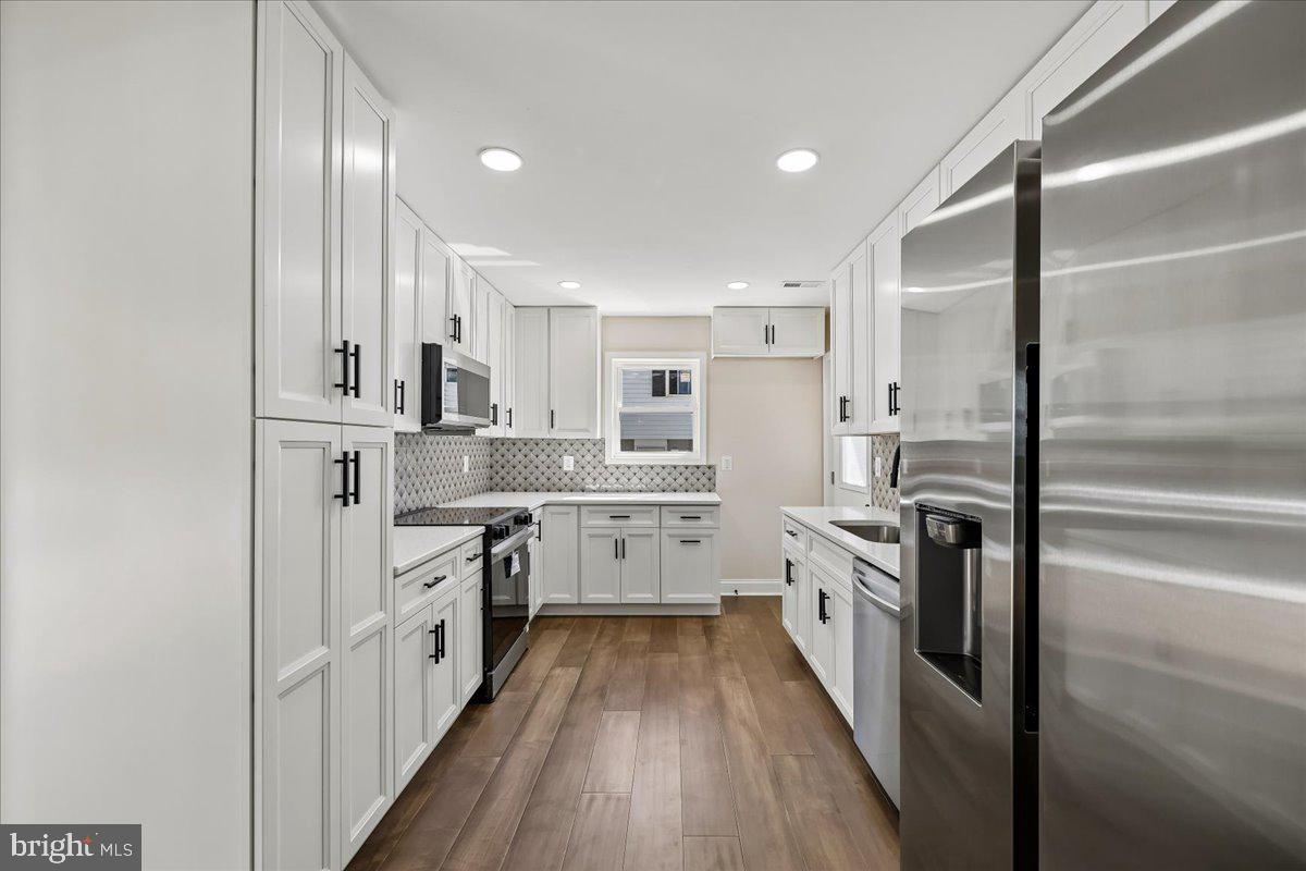 24321 Log House Road Gaithersburg, MD 20882 - Photo 18 of 36 Kitchen