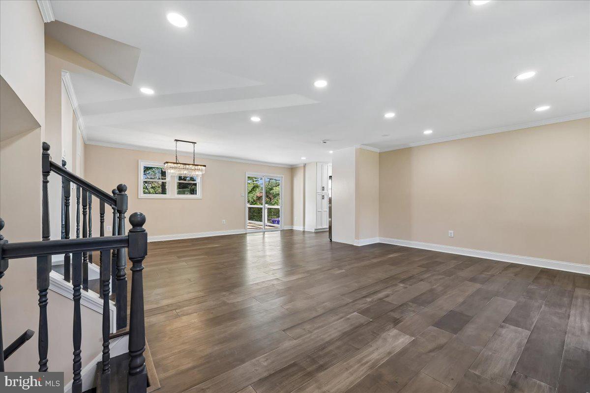 24321 Log House Road Gaithersburg, MD 20882 - Photo 10 of 36 Foyer