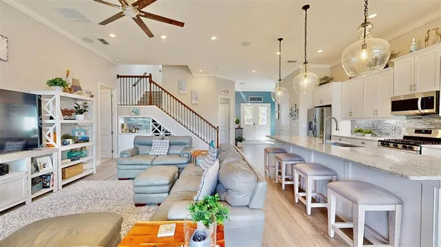 $980,000 | 5233 Wishing Arch Drive, Apollo Beach, FL 33572