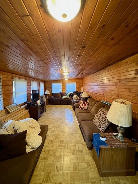 15-69 Woodhaven Sublette, IL 61367 - Photo 7 of 21