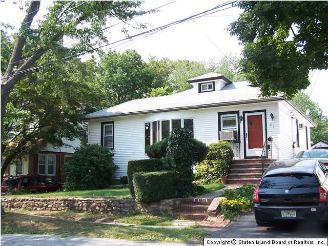 27 Grace Road Staten Island, NY 10306 - Photo 1 of 3 Primary Photo