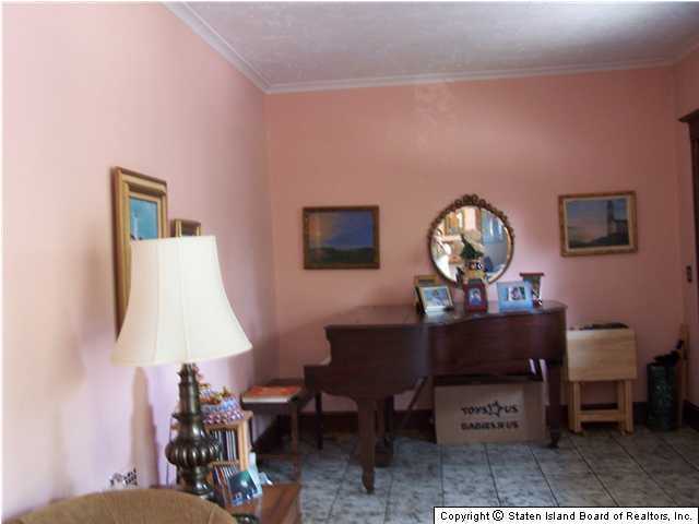 27 Grace Road Staten Island, NY 10306 - Photo 3 of 3 Additional Photo