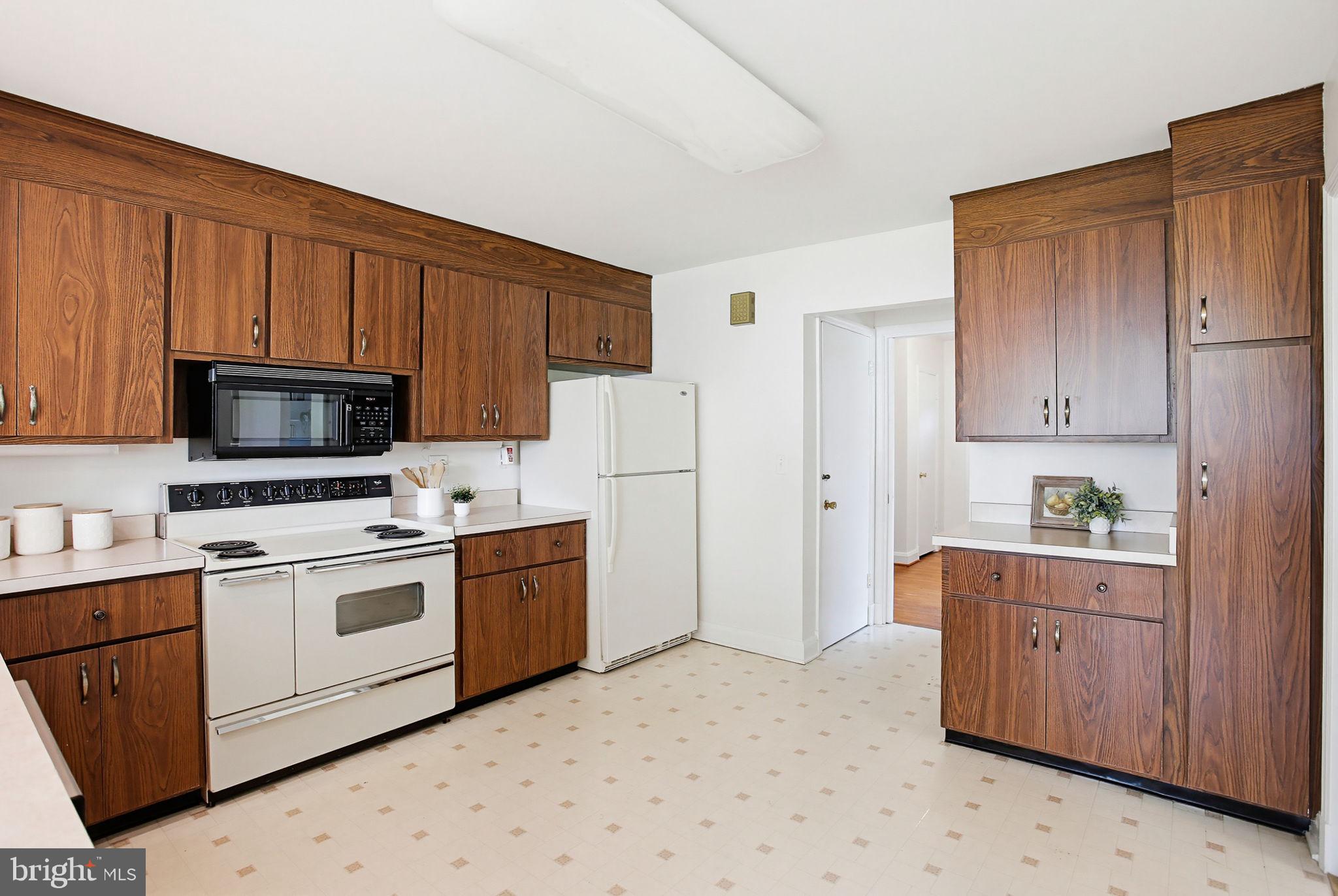 13201 Manor Road Glen Arm, MD 21057 - Photo 14 of 42
