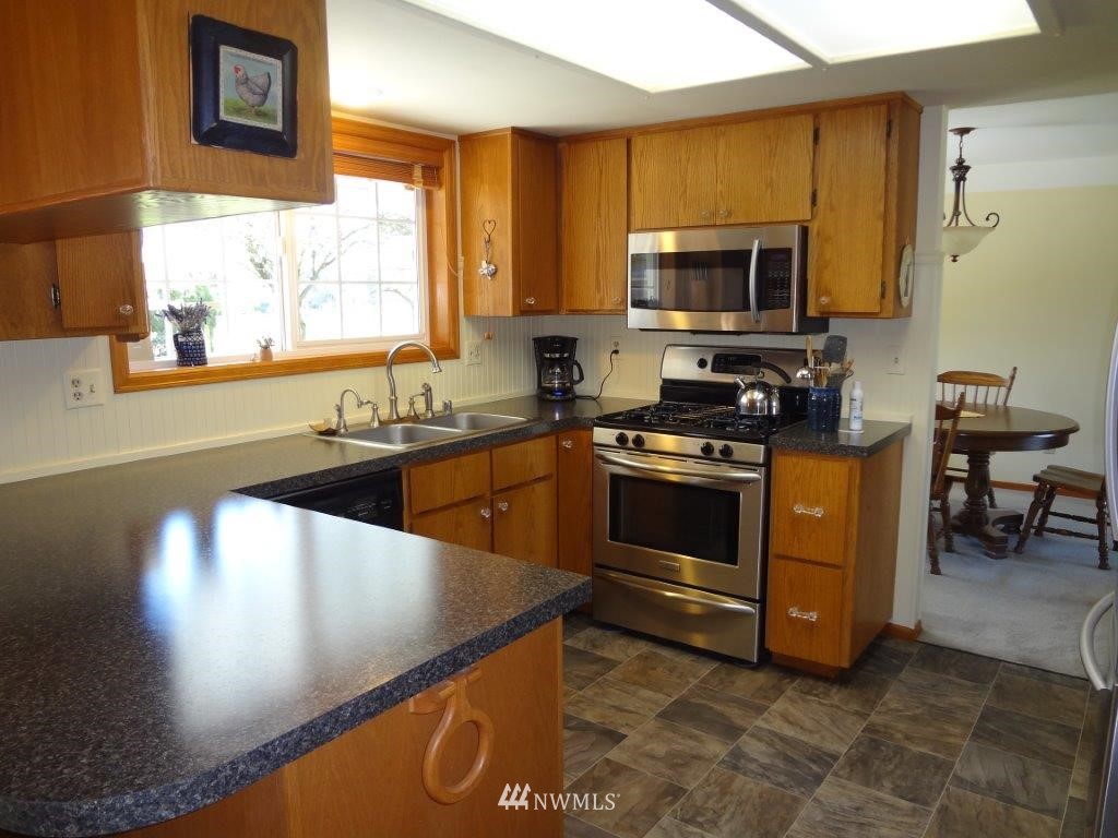 1124 Ridgeway Drive Lynden, WA 98264 - Photo 9 of 18 Gallery Image 9